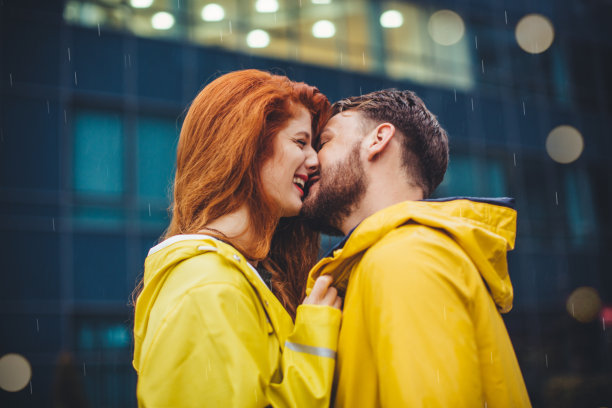 雨的吻图片下载