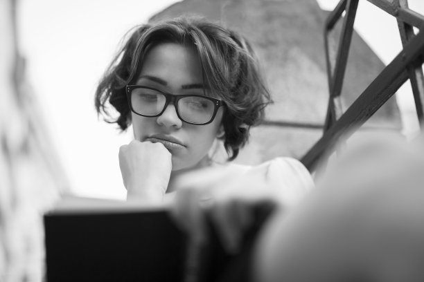 很有趣的故事图片下载