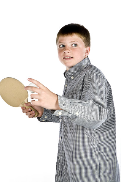 乒乓球的孩子图片下载