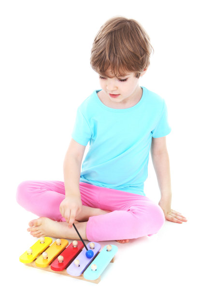 动词系列-弹奏木琴图片下载