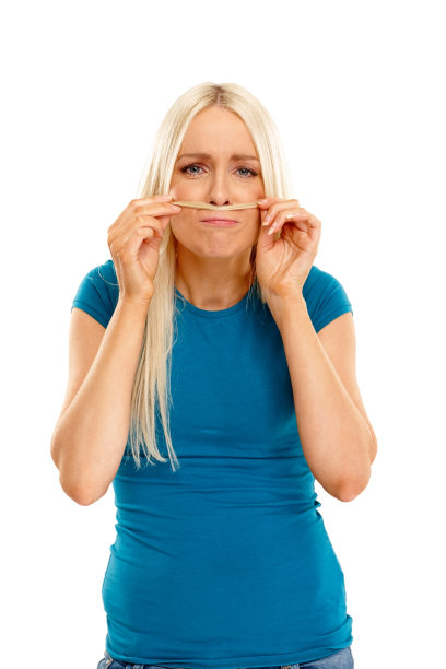 疯女人做鬼脸图片下载