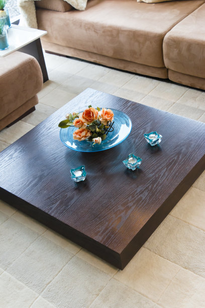 现代矮咖啡桌图片下载