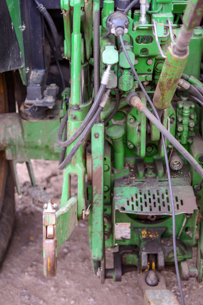 农用机械和拖拉机的细节图片下载