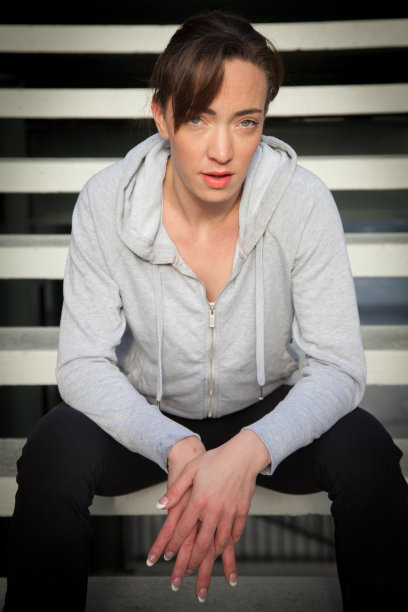 女运动员等待图片下载