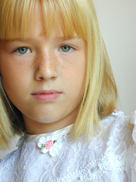 蓝色的眼睛图片下载