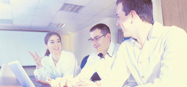 办公室聊天图片下载