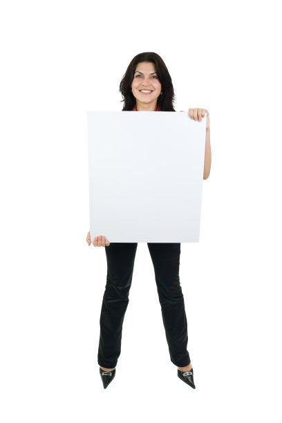 年轻漂亮的白人，空白广告面板图片下载