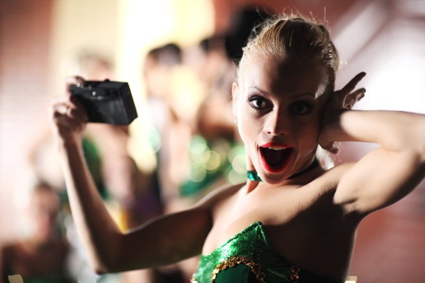 性感女孩的摄影师图片下载