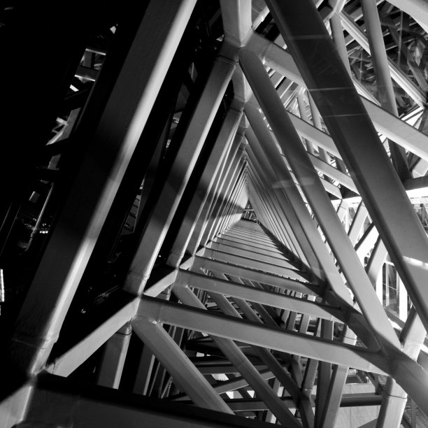 三角形的消失点图片下载