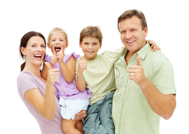 一个幸福的家庭在白色背景上的肖像图片下载