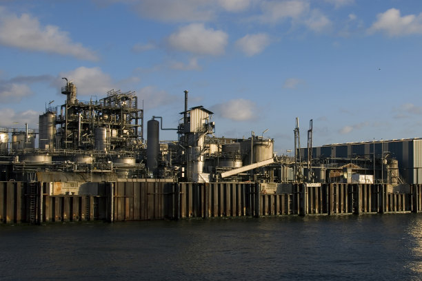 黄金精炼厂图片下载