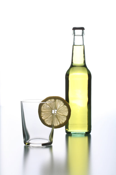 柠檬啤酒瓶图片下载