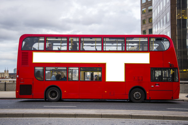 有拷贝空间的伦敦巴士素材图片