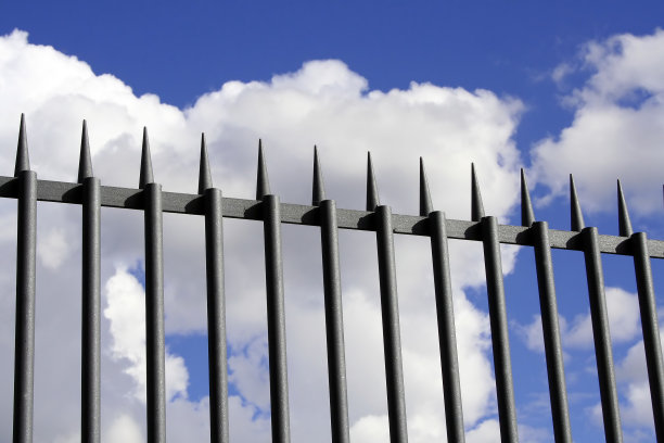 铁围栏图片下载