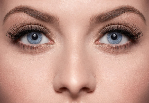 明亮的眼睛图片下载