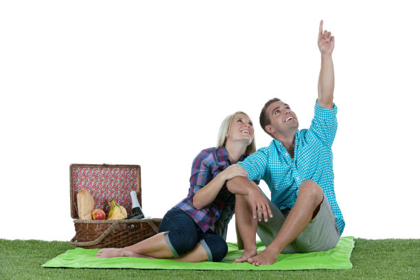 一对夫妇抬头指指点点图片下载