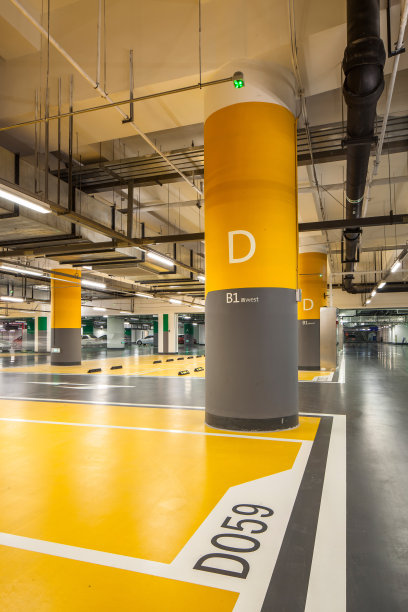 地下停车场图片下载