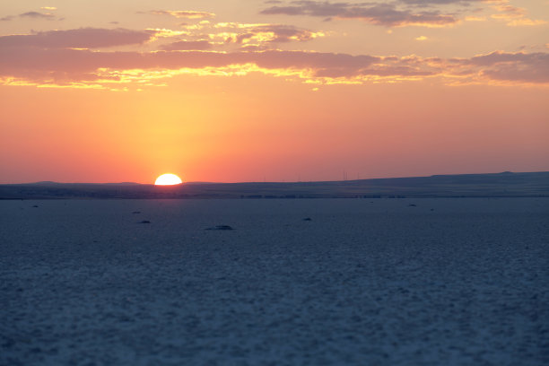 盐湖日落图片下载