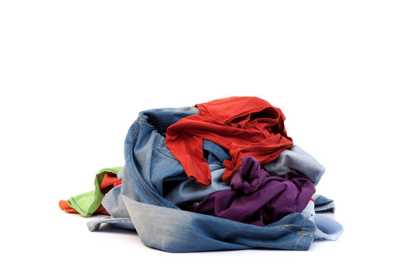 成堆的衣服图片下载