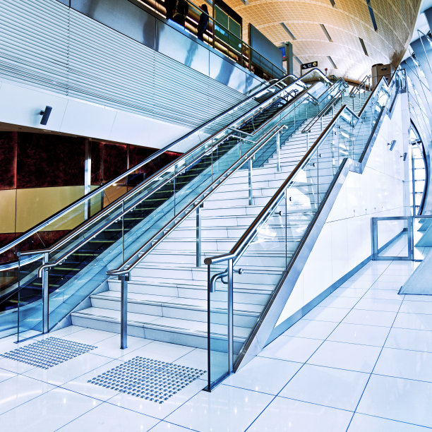 现代地铁站图片下载