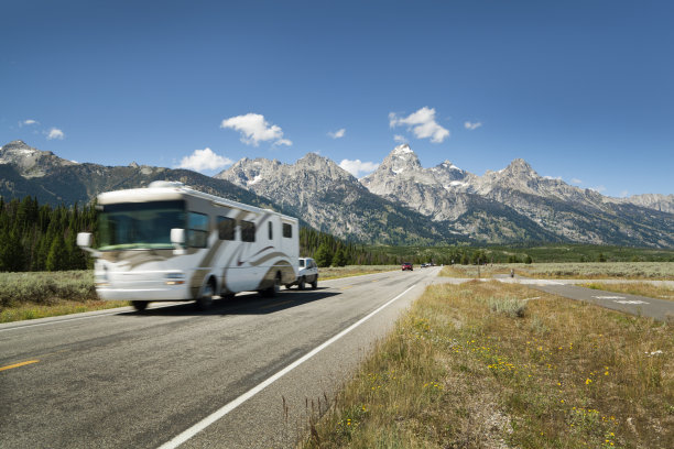 大提顿国家公园高速公路露营房车图片下载