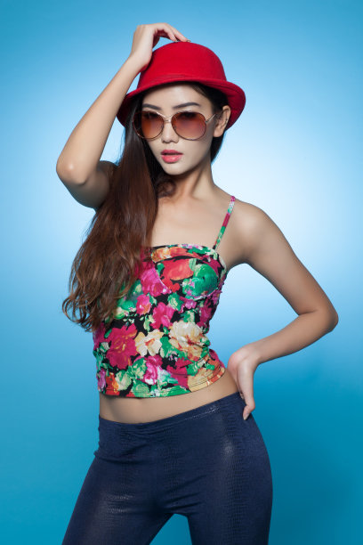 有吸引力的亚洲时尚服饰图片下载