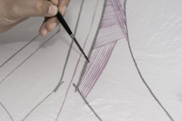 女性用画笔手绘图片下载