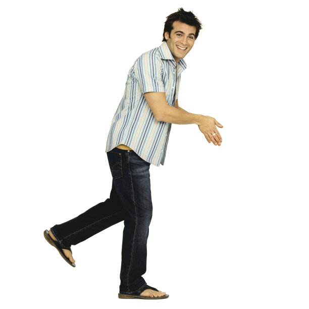 年轻男子跳水图片下载