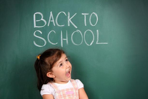 回到学校图片下载