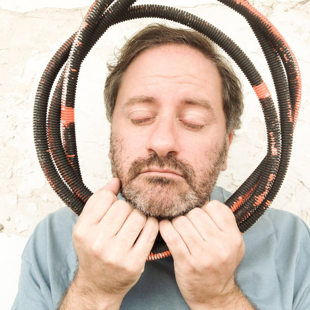 绝望的措施图片下载