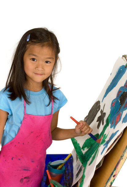 中国女孩画画图片下载