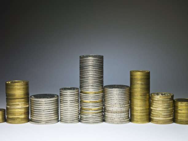 对齐堆硬币图片下载