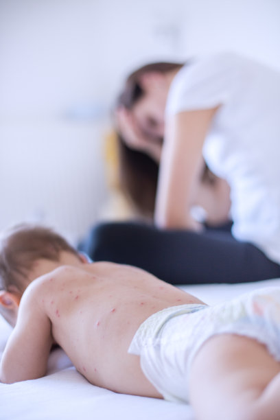 关心母亲素材图片