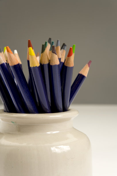 彩色铅笔图片下载