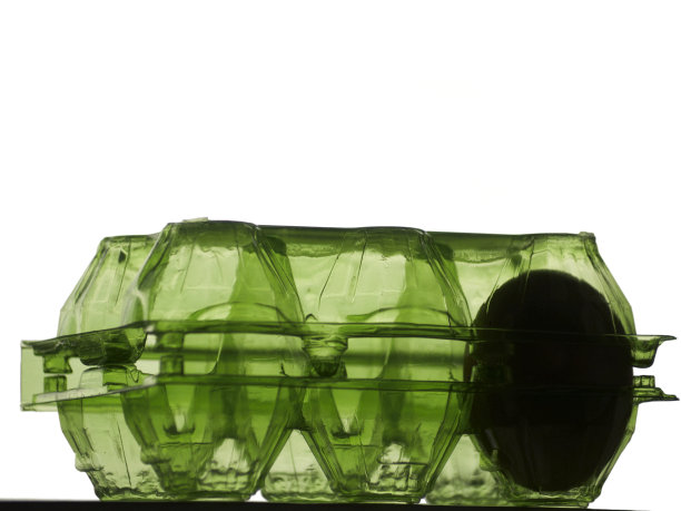 纸盒里的最后一个鸡蛋图片下载