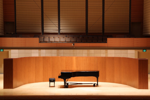 大钢琴登台图片下载