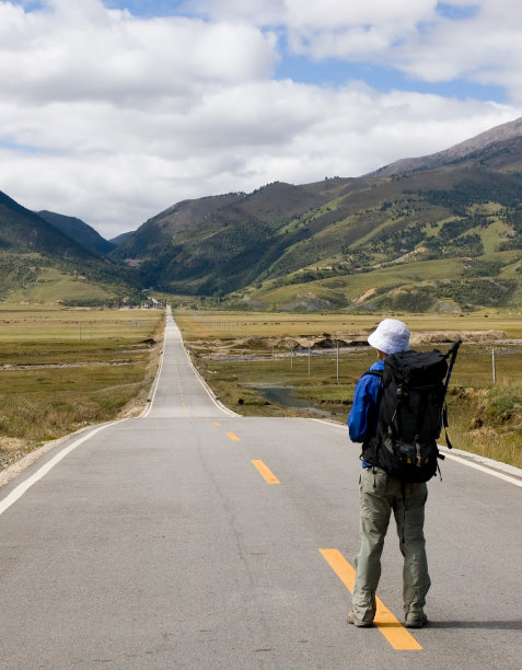漫长的路图片下载