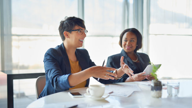 她知道真相了素材图片