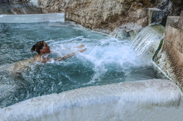 温泉图片素材ID：151286542