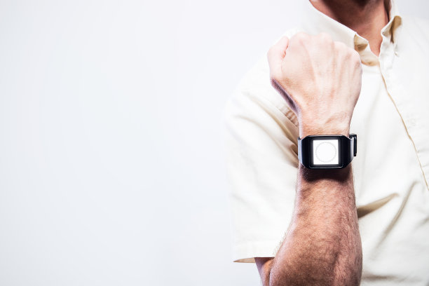 男士展示智能手表图片下载