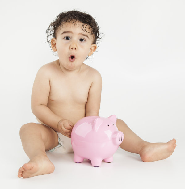 存钱罐和宝宝图片下载