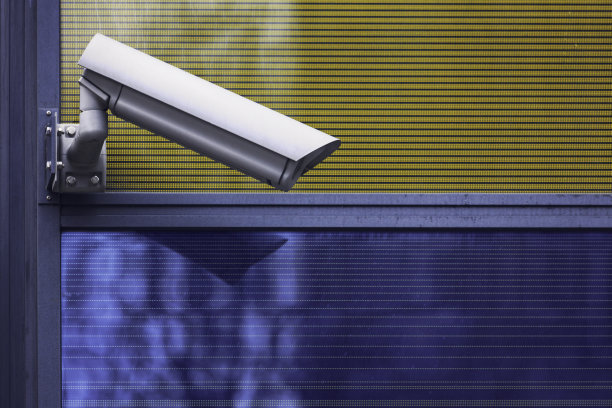 正面装有现代安全摄像头图片下载