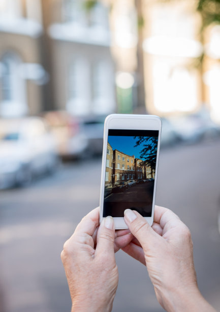 拍了一张房子的照片图片下载