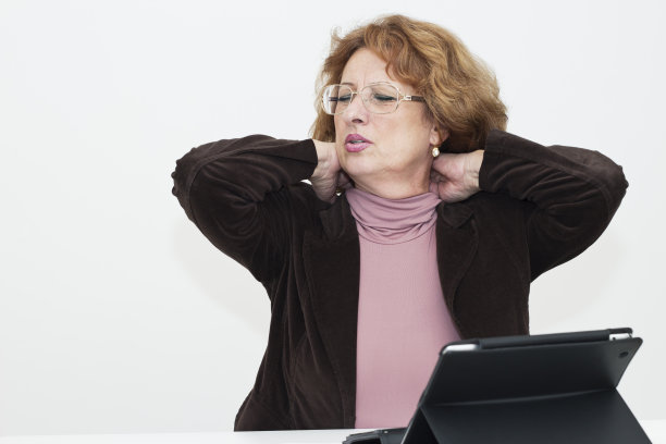 颈部疼痛图片下载