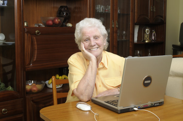 高级的笔记本电脑图片下载