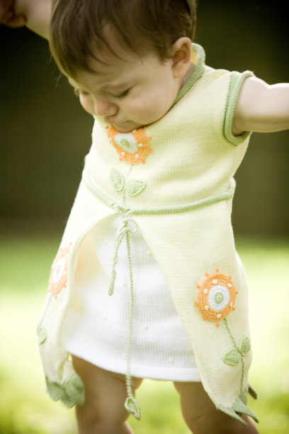 婴儿的步骤图片下载