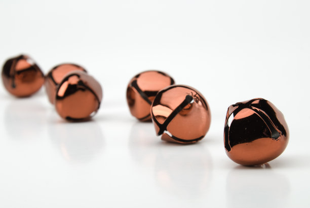 红色铃儿响叮当素材图片