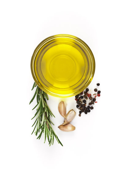 调味料:橄榄油、大蒜、胡椒、迷迭香图片下载