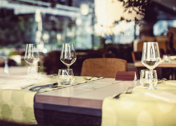 表设置图片下载