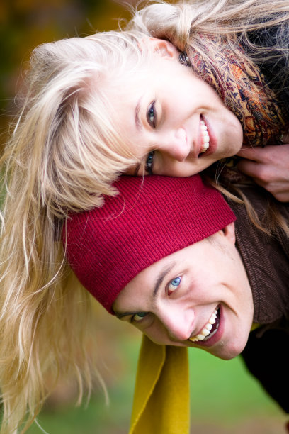 夫妇在爱图片下载